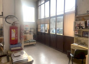 Soggiorno - Locale Commerciale Via Bruno Buozzi
 
28/B, Ancona - foto 6