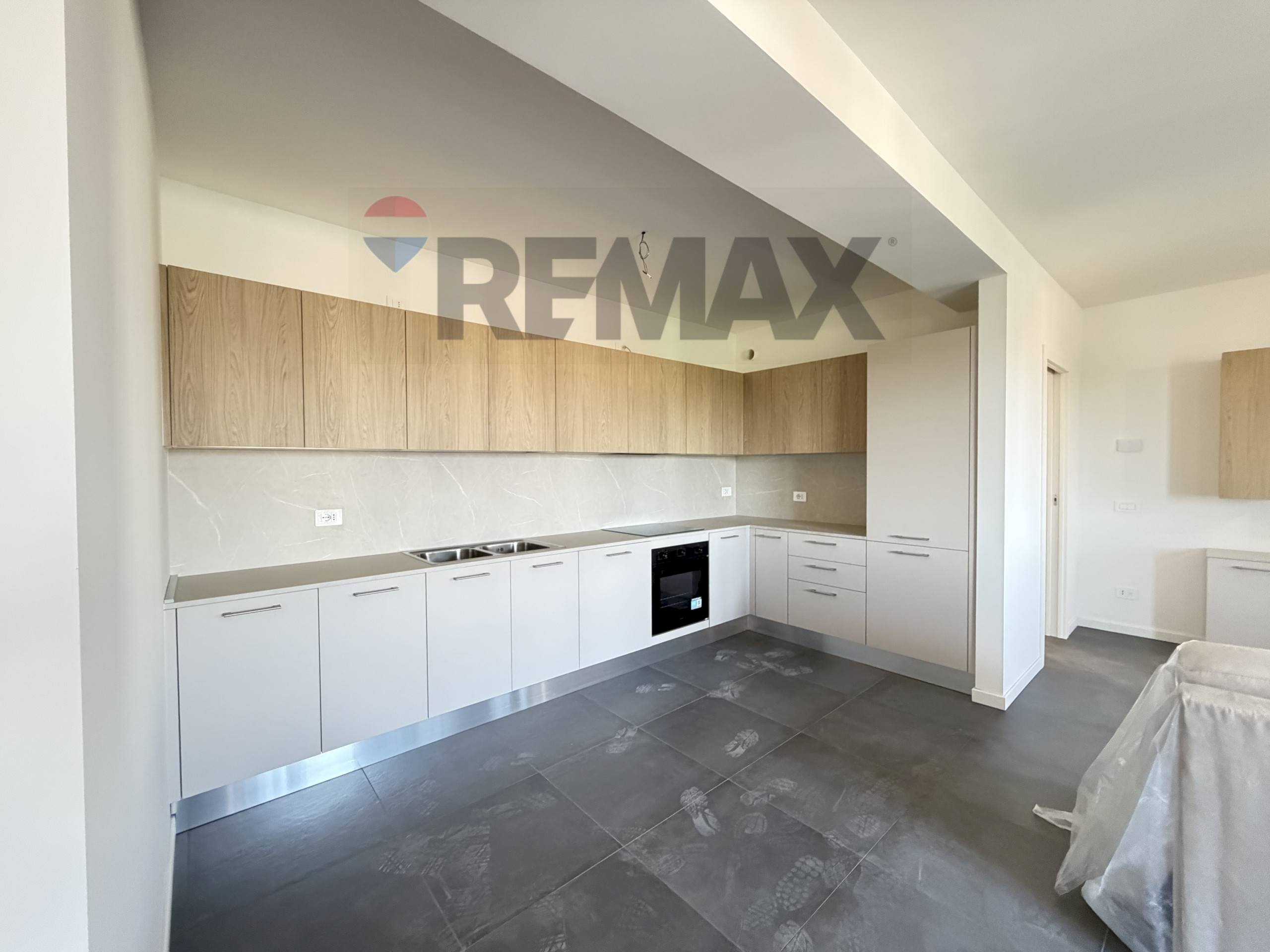 Cucina - Four-room apartment Via Locatelli
21, Ponte San Pietro - photo 3