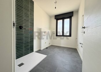 Stanza vuota - Four-room apartment Via Locatelli
 
21, Ponte San Pietro - photo 28