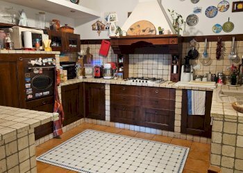 Foto 10 - Villa a Schiera Via Monte Ridolfo
 
8, Colli al Metauro - foto 10