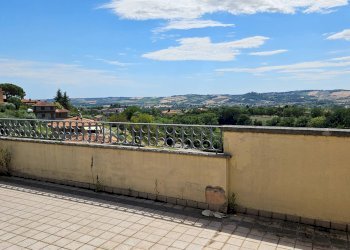 Foto 43 - Villa a Schiera Via Monte Ridolfo
 
8, Colli al Metauro - foto 43