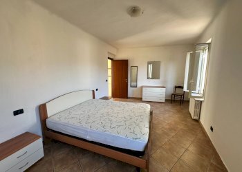 camera da letto - Bilocale Via del Viadotto
10, Mondovì - foto 13