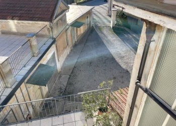 cortile interno - Bilocale Via del Viadotto
10, Mondovì - foto 21