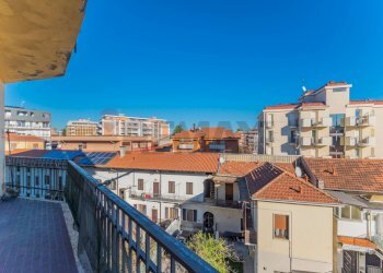 Balcone - Trilocale Via Diaz
 
10, Busto Arsizio - foto 22