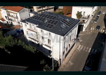 Edificio all\'aperto - Villa Bifamiliare via Bellini
 
17, Busto Arsizio - foto 10