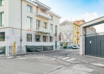 Edificio all\'aperto - Villa Bifamiliare via Bellini
 
17, Busto Arsizio - foto 17