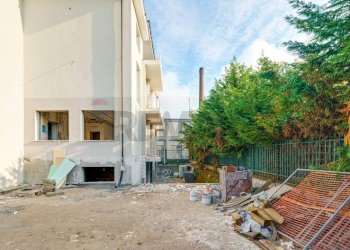 Casa all\'aperto - Villa Bifamiliare bellini
 
17, Busto Arsizio - foto 21