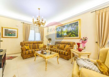 Soggiorno - Villa Via Ferrata
 
1, Oricola - foto 3