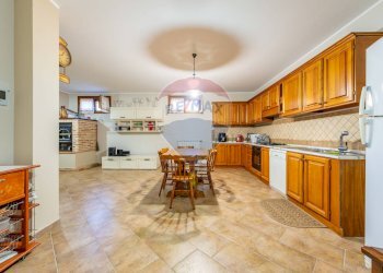 Cucina - Villa Via Ferrata
 
1, Oricola - foto 5