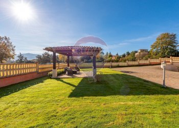 Giardino - Villa Via Ferrata
 
1, Oricola - foto 22