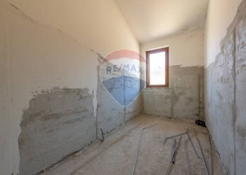 Stanza vuota - Villa a Schiera Via Immagine
 
snc, Oricola - foto 5