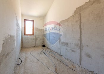 Stanza vuota - Villa a Schiera Via Immagine
 
snc, Oricola - foto 7