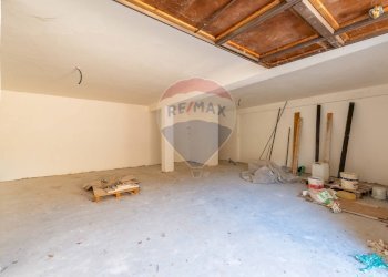 Stanza vuota - Villa a Schiera Via Immagine
 
snc, Oricola - foto 22