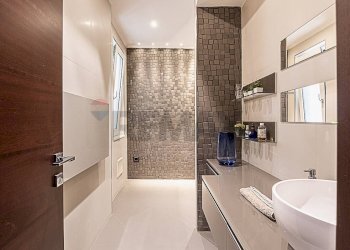 Bagno - Villa Via Don Giovanni Minzoni, Arzano - foto 29