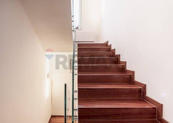 Scale - Villa Via Don Giovanni Minzoni, Arzano - foto 31