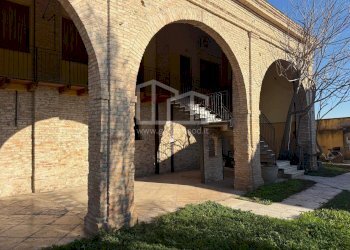 Foto 7 - Locale Commerciale via calvisano
 
45, Isorella - foto 7