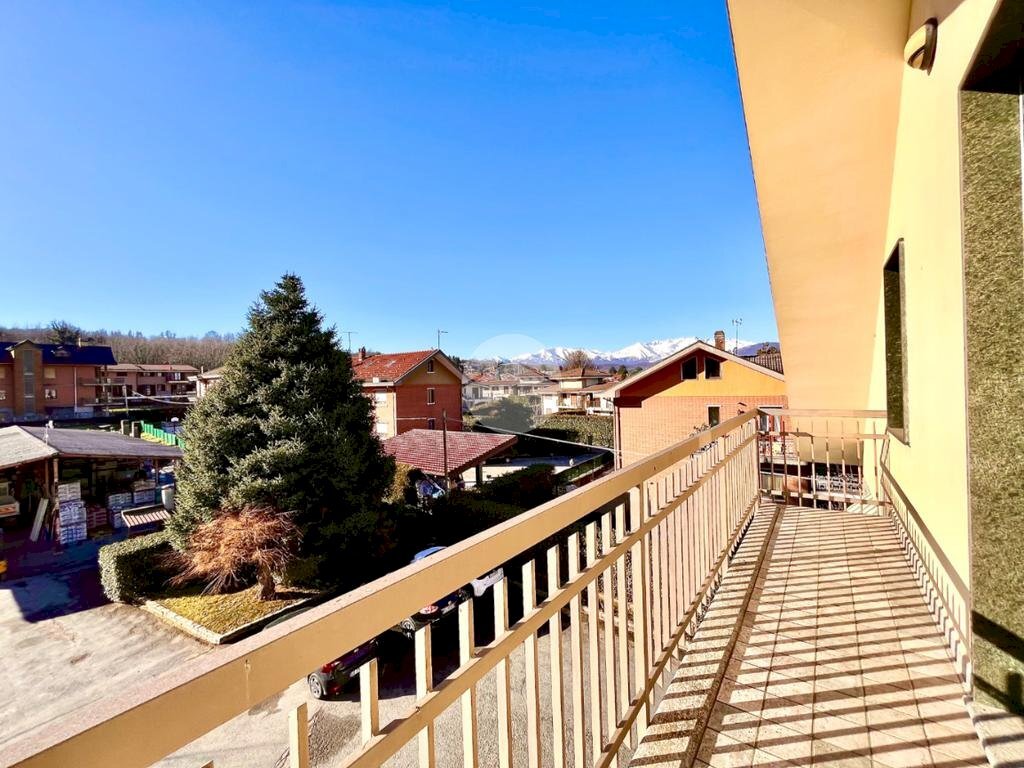 Three-room apartment Via Rivoli, Rosta - photo 1