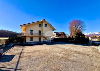Three-room apartment Via Rivoli, Rosta - photo 2