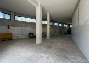 Foto 13 - Locale Commerciale Mugnano del Cardinale - foto 13