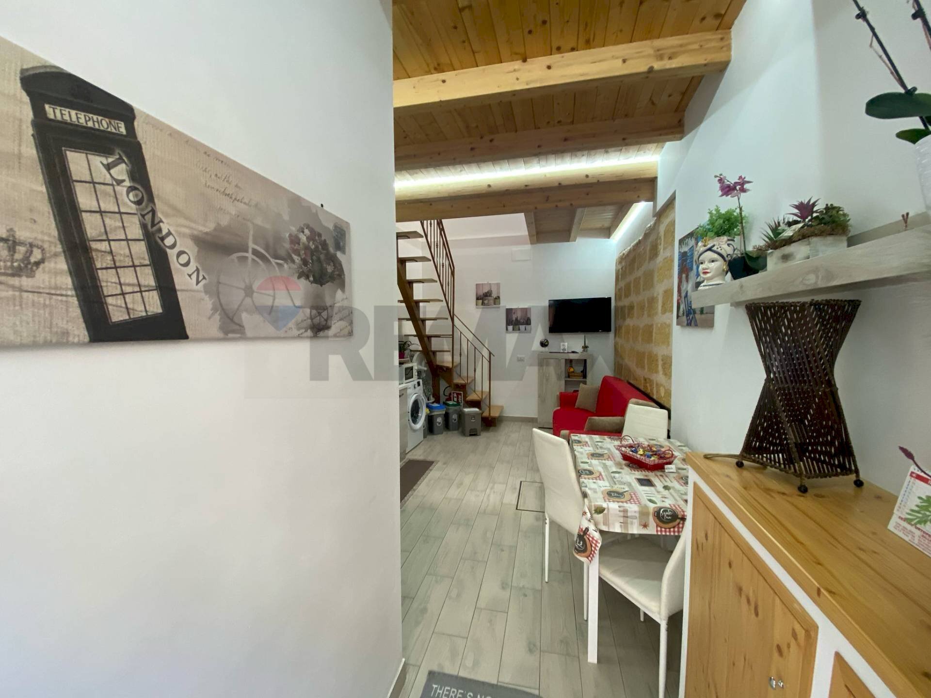 Hall / corridoio - Casa indipendente Via Crocifisso
 
22, Partinico - foto 3