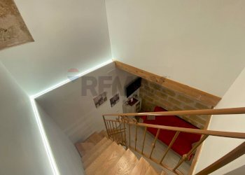 Scale - Casa indipendente Via Crocifisso
 
22, Partinico - foto 12