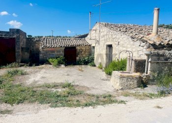 Casa all\'aperto - Rustico C.da Montesano Piano Pozzi - Vaccaria, Modica - foto 2