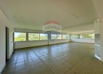 Stanza vuota - Locale Commerciale Via Pietro Nenni
 
80, Ragusa - foto 22