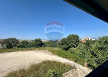 Giardino - Locale Commerciale Via Pietro Nenni
 
80, Ragusa - foto 34