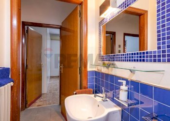 Bagno - Appartamento via Della Quercia
 
10, Ragusa - foto 20