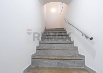 Scale - Casa semi indipendente Via Educandato
 
39, Villamagna - foto 13