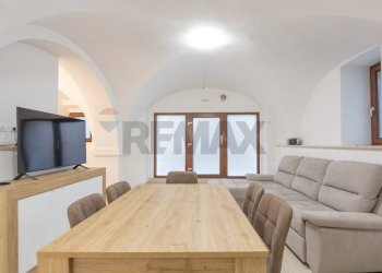 Sala da pranzo - Trilocale Via Educandato
 
39, Villamagna - foto 3