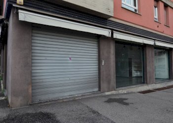 Foto 4 - Locale Commerciale Viale Adamello
 
42, Lecco - foto 4
