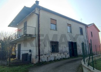 Casa all\'aperto - Casa semi indipendente Via La Costa
 
16, Arce - foto 1