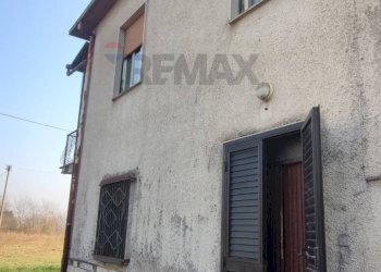 Casa all\'aperto - Casa semi indipendente Via La Costa
 
16, Arce - foto 3