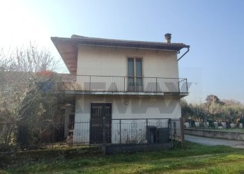 Casa all\'aperto - Casa semi indipendente Via La Costa
 
16, Arce - foto 4