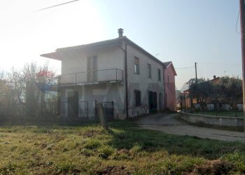 Casa all\'aperto - Casa semi indipendente Via La Costa
 
16, Arce - foto 7