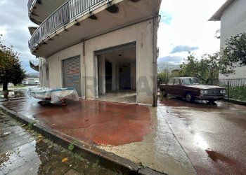 Casa all\'aperto - Magazzino Via Fragale
 
snc, Torrenova - foto 4