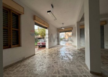 Terrazza - Magazzino Via Fragale
 
snc, Torrenova - foto 11