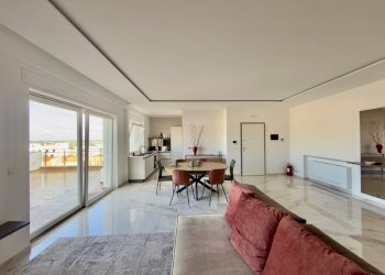 Foto 6 - Attico Via Giovanni Pascoli
 
9, Galatina - foto 6