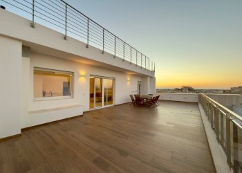 Foto 2 - Attico Via Giovanni Pascoli
 
9, Galatina - foto 2