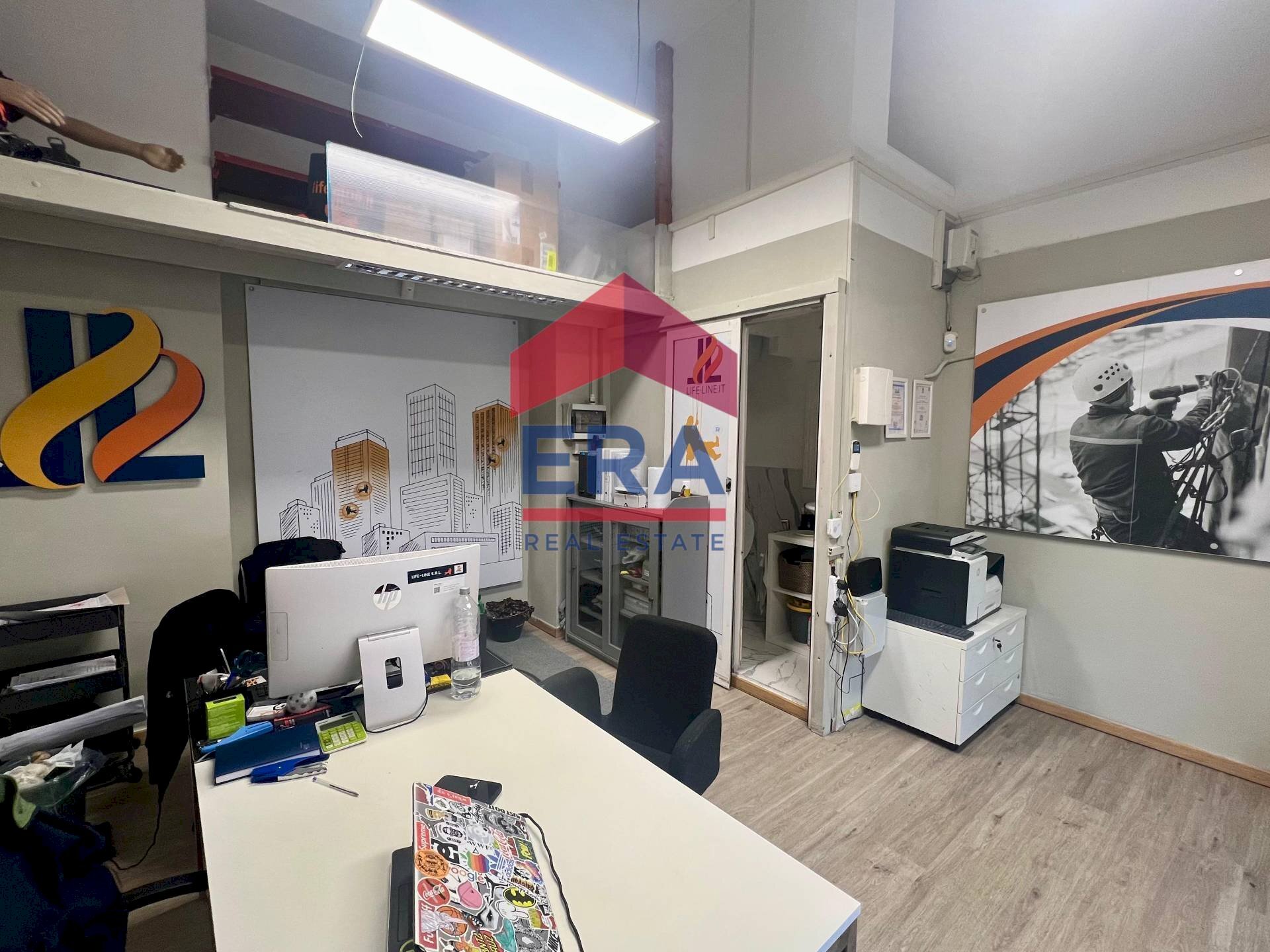 Foto 2 - Commercial Premises Via Marziale
 
7, Roma - photo 2