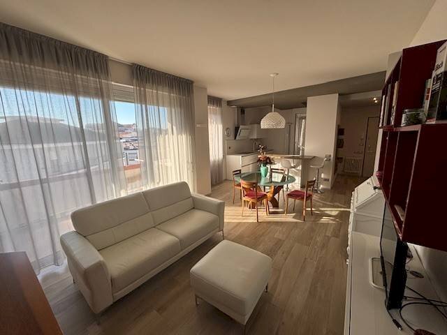 Salone - Four-room apartment Alba - photo 2