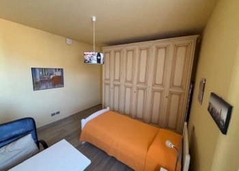 Camera da letto - Four-room apartment Alba - photo 14
