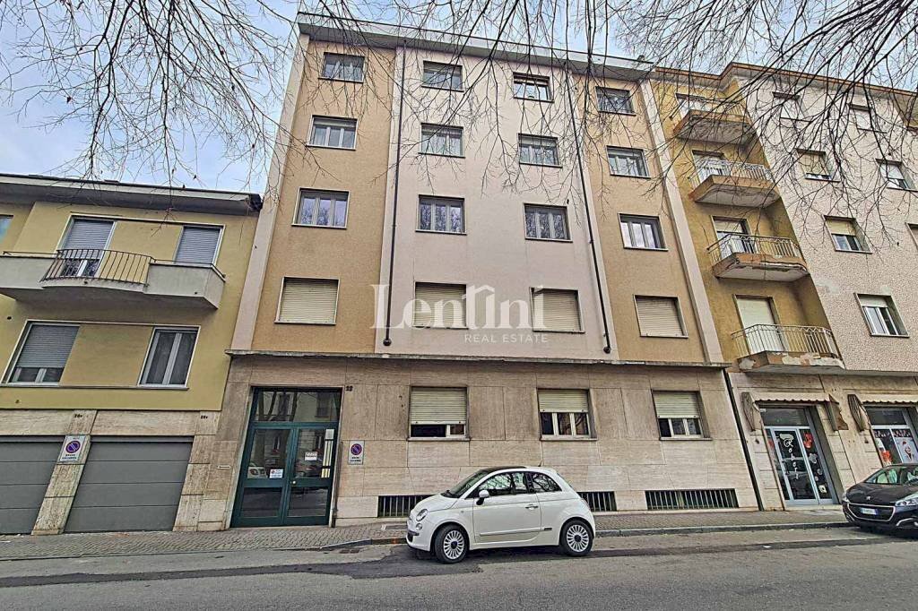 Facciata - Appartamento corso Indipendenza, 22, Casale Monferrato - foto 1