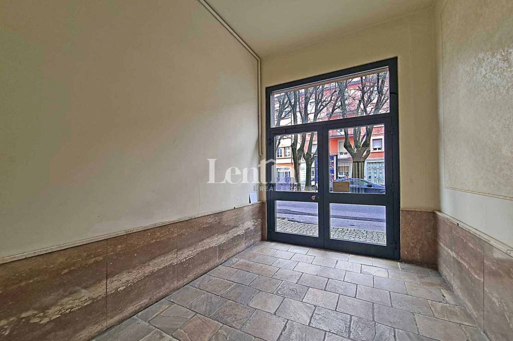 Interno palazzo - Appartamento corso Indipendenza, 22, Casale Monferrato - foto 3