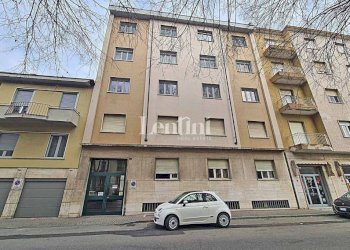 Facciata - Appartamento corso Indipendenza, 22, Casale Monferrato - foto 1