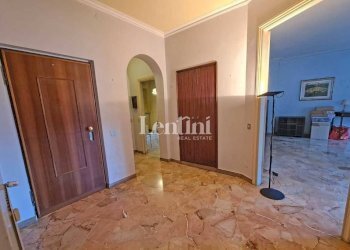 Ingresso - Appartamento corso Indipendenza, 22, Casale Monferrato - foto 6