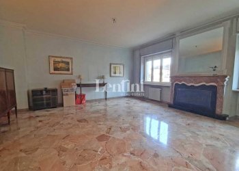 Salone - Appartamento corso Indipendenza, 22, Casale Monferrato - foto 8