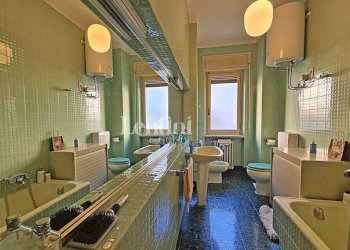 Bagno - Appartamento corso Indipendenza, 22, Casale Monferrato - foto 19