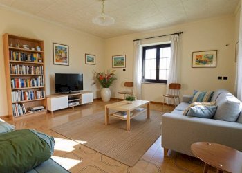 Salone - Casa indipendente strada di Pascomonti, 24, Mondovì - foto 2